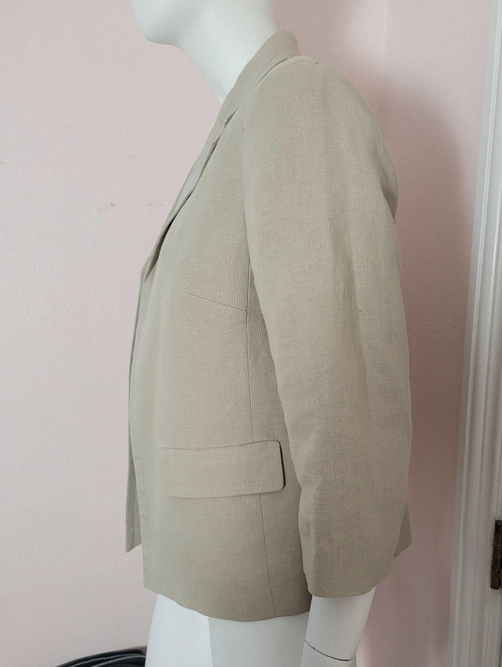 Talbots Petites Tan Linen Blazer – Size 12P | Classic Business Casual - Picture 3 of 6